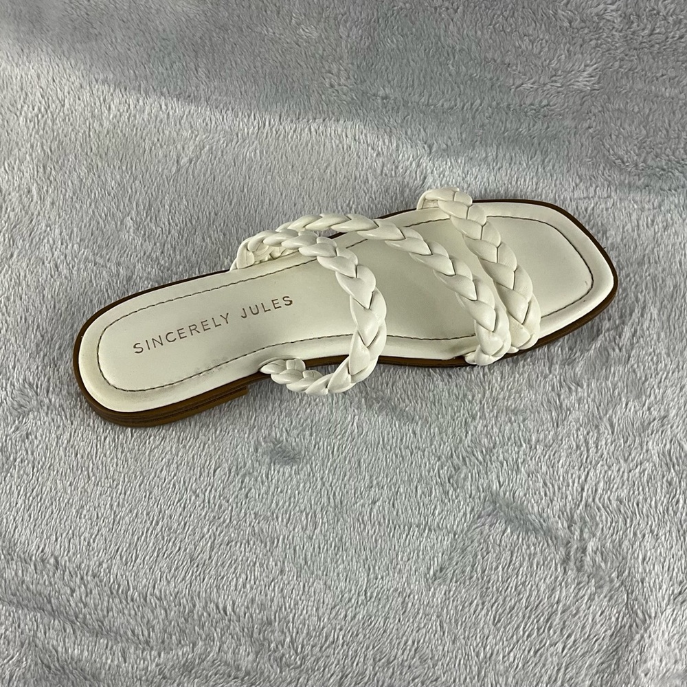 Sincerely Jules white open toe Sandals with braided detail size 8, white sandal